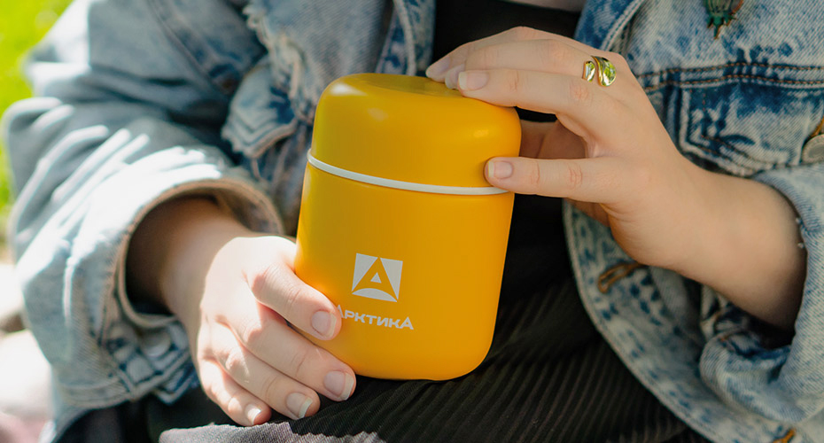 Термос с широким горлом компактный