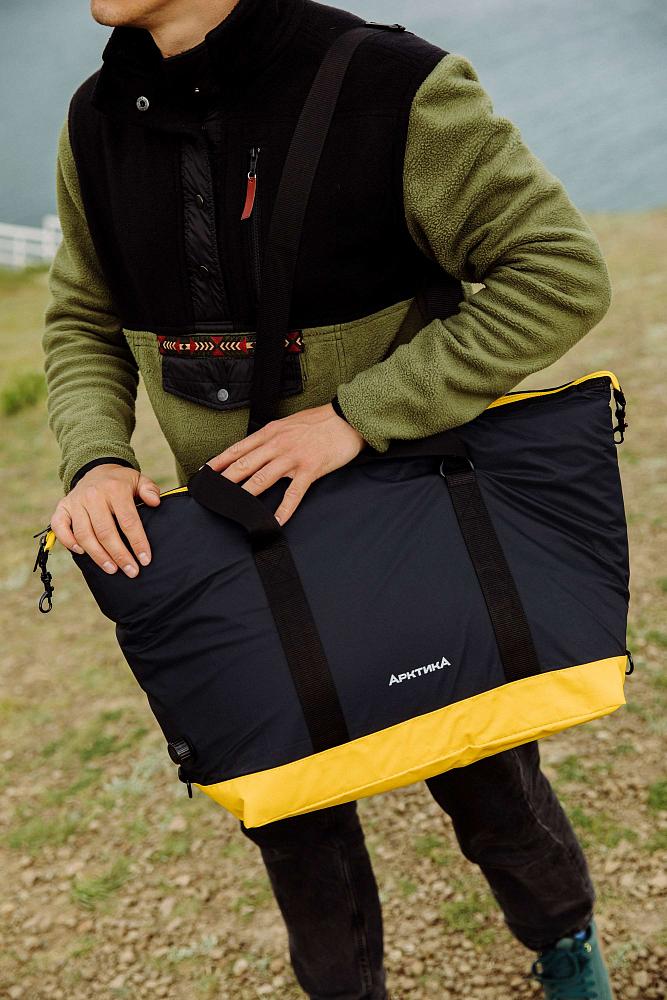 Термосумки серии «Порт Диксон» и «Порт Мурманск» повторяют форму классической термосумки и шоппера, но превосходят их по теплоизолирующим свойствам в несколько раз.