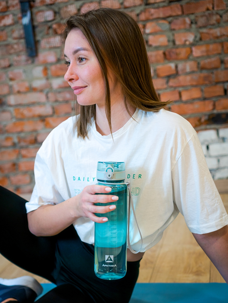 Тритановая бутылка 1л серии 720 глянцевая голубая с ситечком - 4