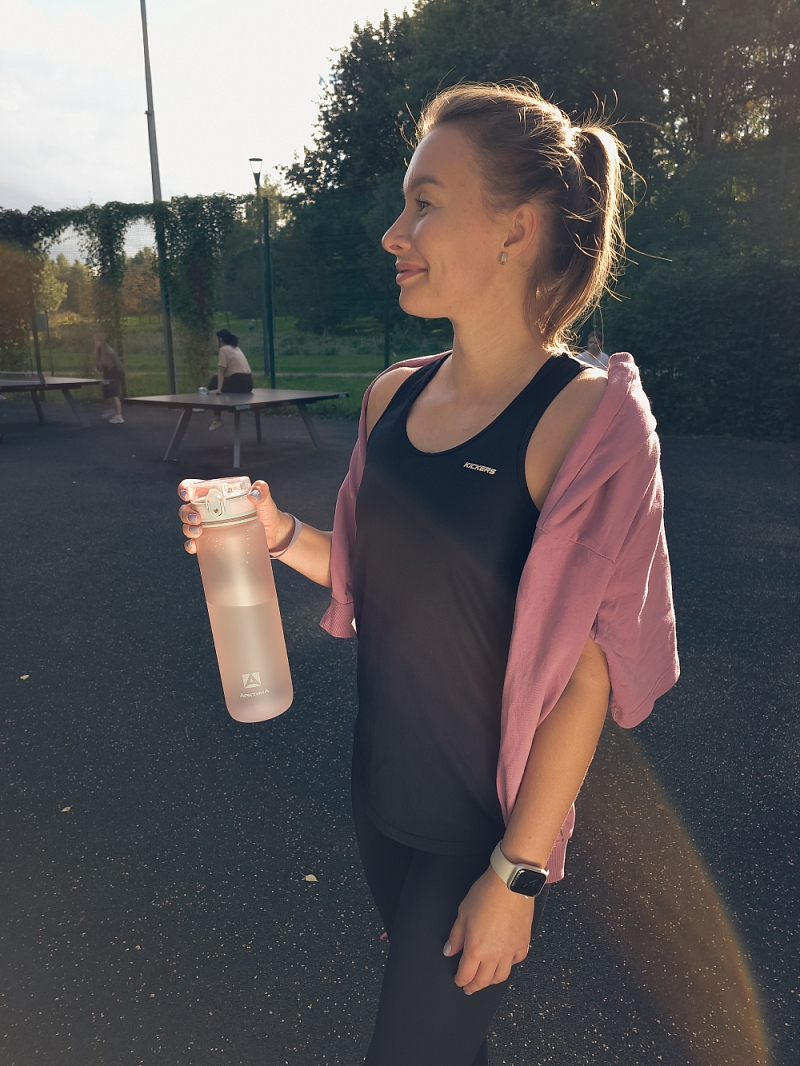 Тритановая бутылка 0.5л серии 720 матовая розовая с ситечком - 2