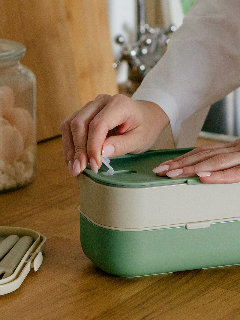 Ланч-бокс 1.35л серии 031 зелёный с двумя контейнерами - 3