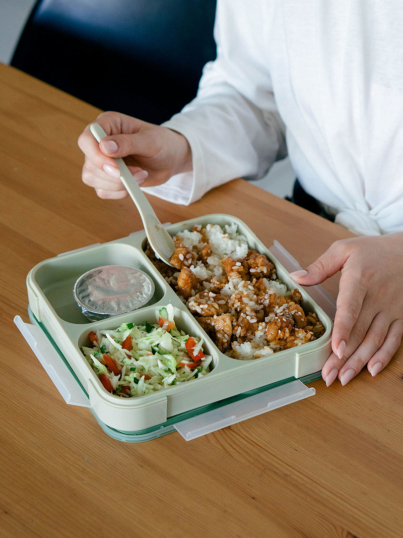 Ланч-бокс с отделениями на 0.8Л - 3
