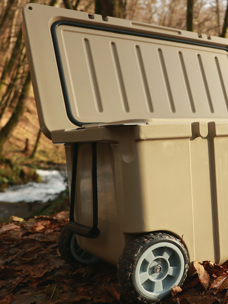 Бежевый термоконтейнер 2600 на 55 литров - 5