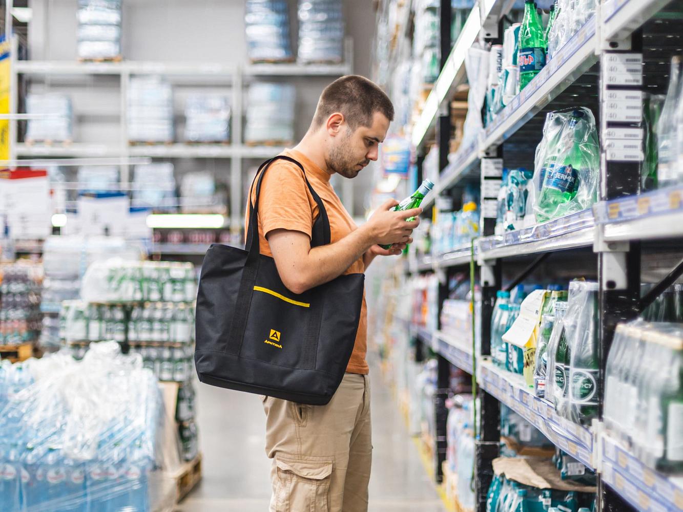 Термосумка-шоппер пригодится в магазине и на пикнике.