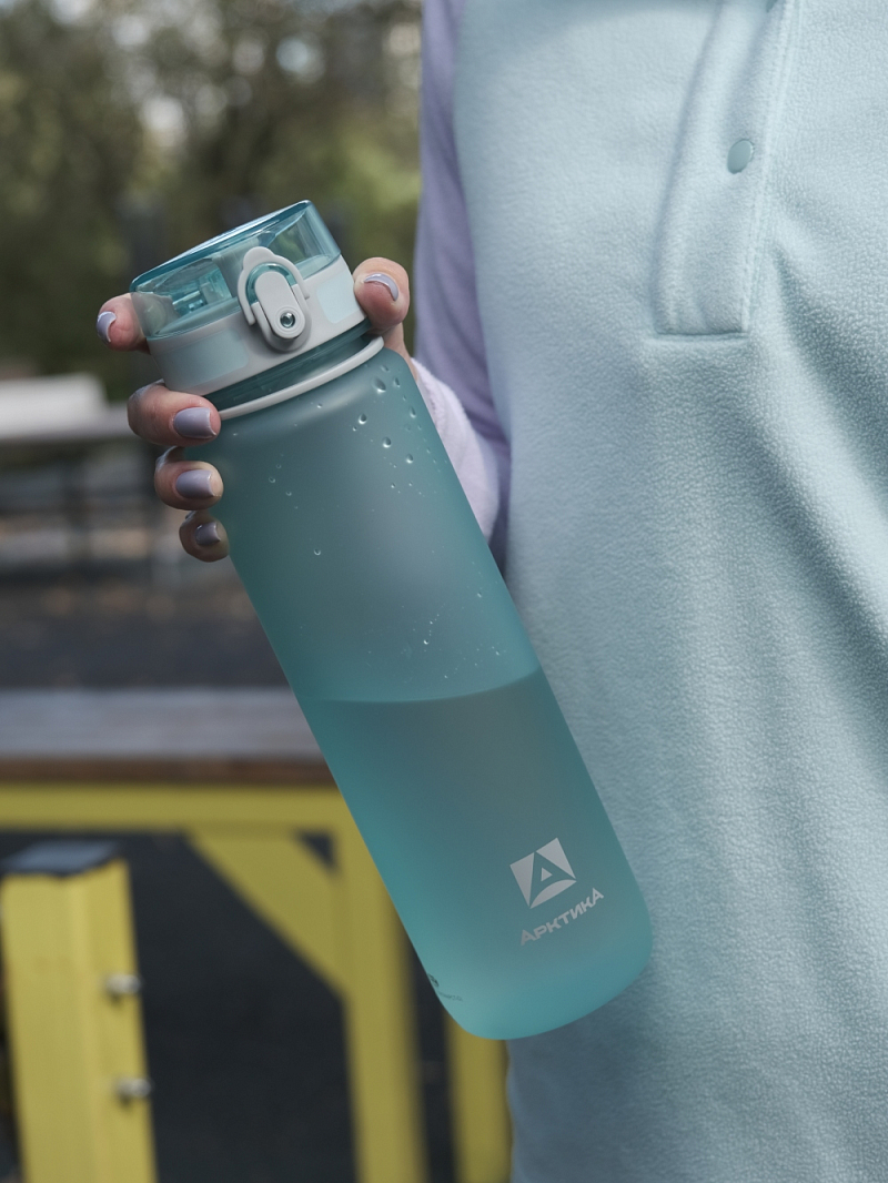 Тритановая бутылка 1л серии 720 матовая голубая с ситечком - 2